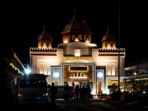 The grand, mosque-like entrance of the main railway station, the perfect starting point for 2 days in Yogyakarta.